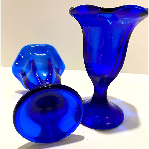 2 Anchor Hocking Cobalt Blue Glass Sundae Ice Cream Parfait Tulip Glasses - Picture 2 of 5